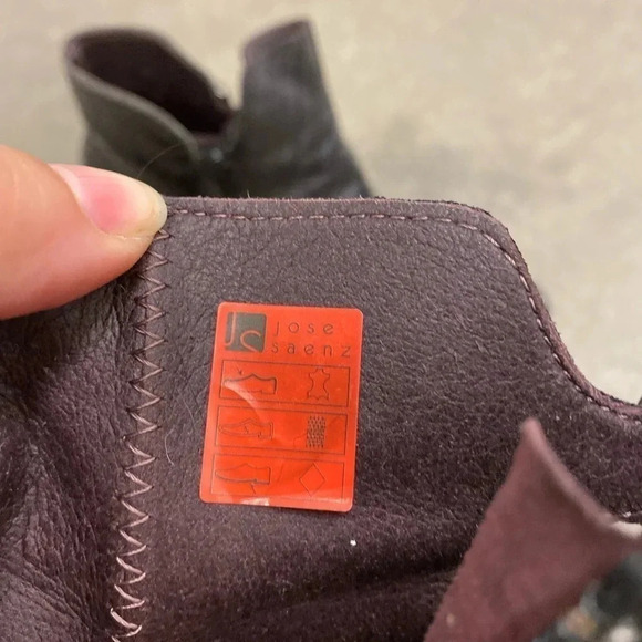 Jose Saenz booties - Picture 10 of 10